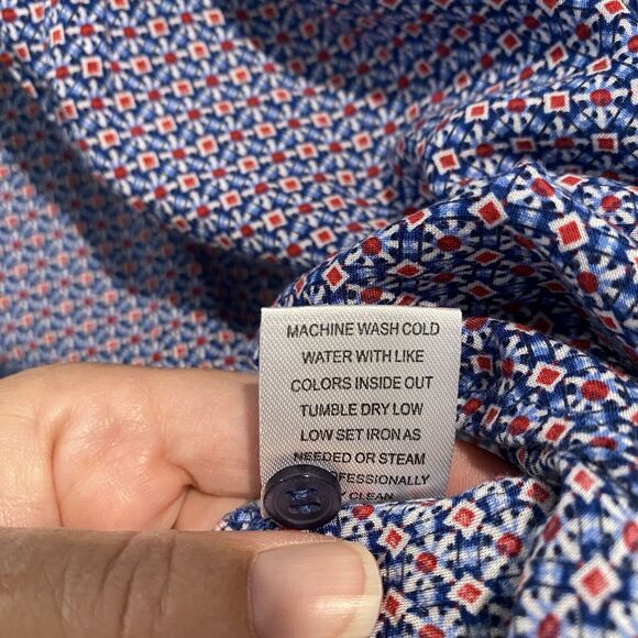 Graham & Greene Top L Red Blue Geometric Sleeveless Blouse Tank - Picture 10 of 11